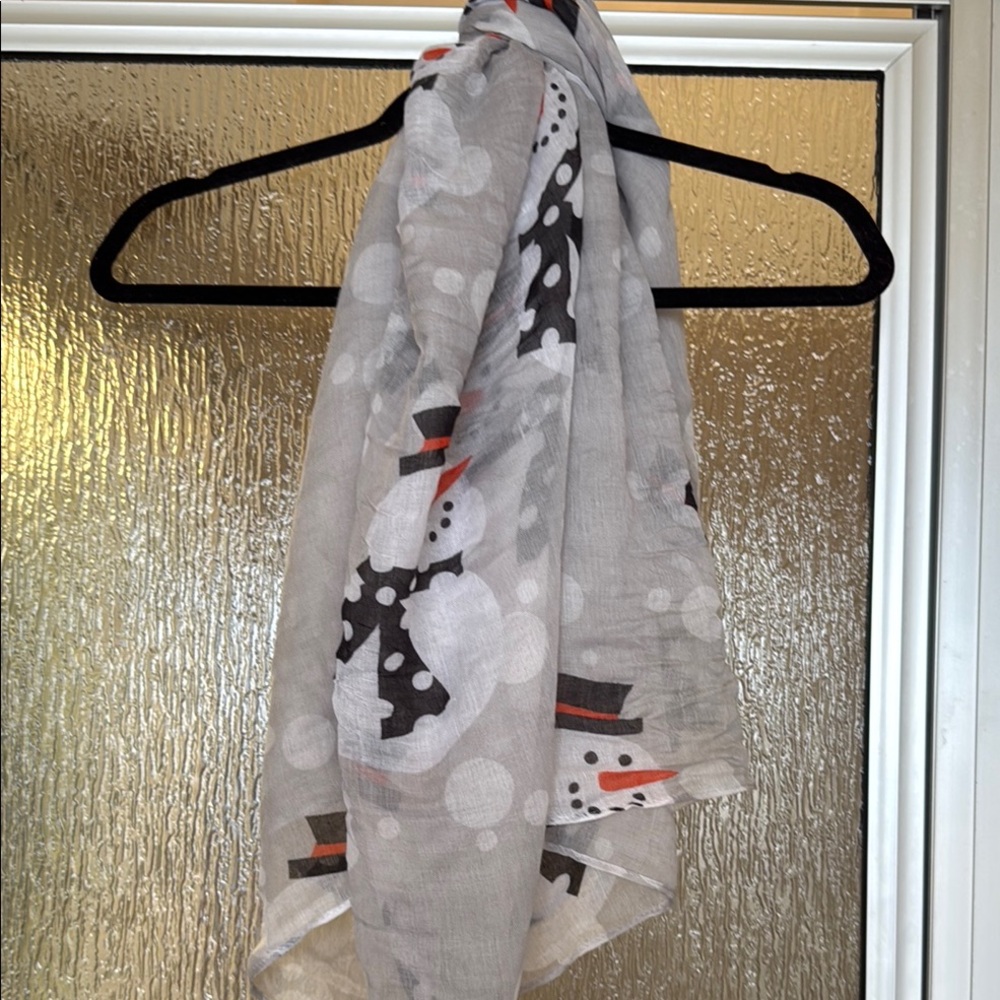 Snowman Patterned Gray Infinity Scarf